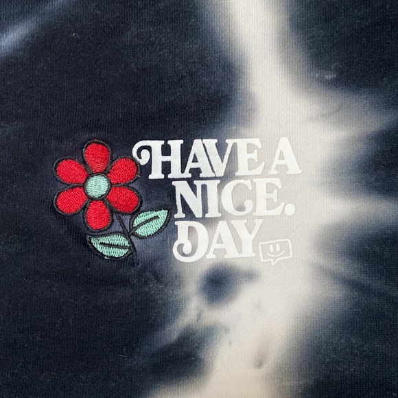 NWOT Nicekicks Mens/Unisex sweatshirt. - Picture 2 of 5